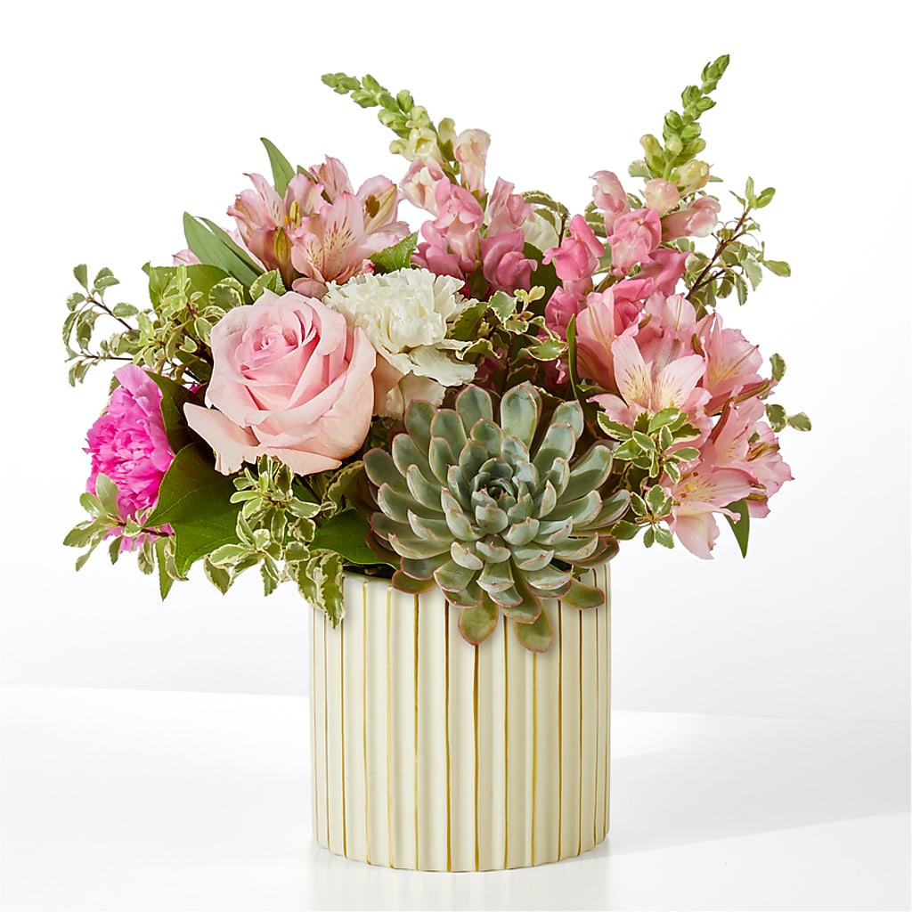 Magenta Musings Bouquet – Parkside Flowers, Rockwell City IA