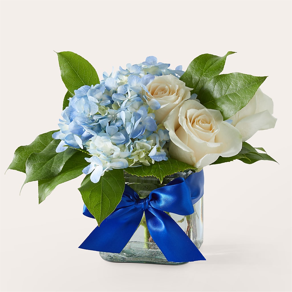 Sky Blue Delight Bouquet – Parkside Flowers, Rockwell City IA