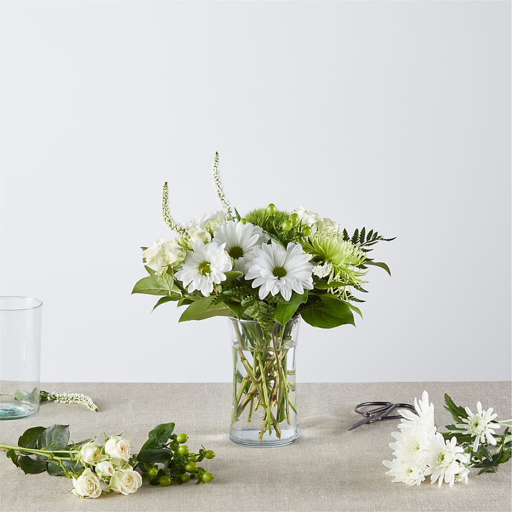 Irish Garden - A Florist Original – Parkside Flowers, Rockwell City IA
