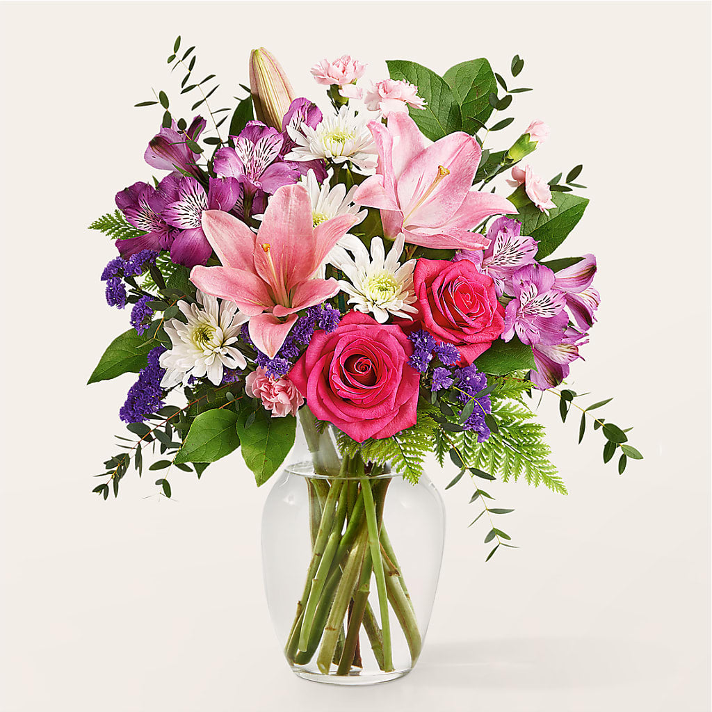 Lace & Pearls Bouquet – Parkside Flowers, Rockwell City IA