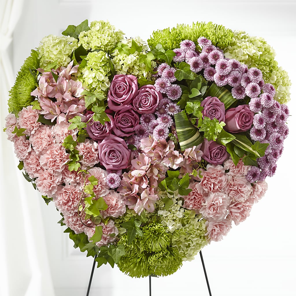 Heartwarming Standing Heart – Parkside Flowers, Rockwell City IA