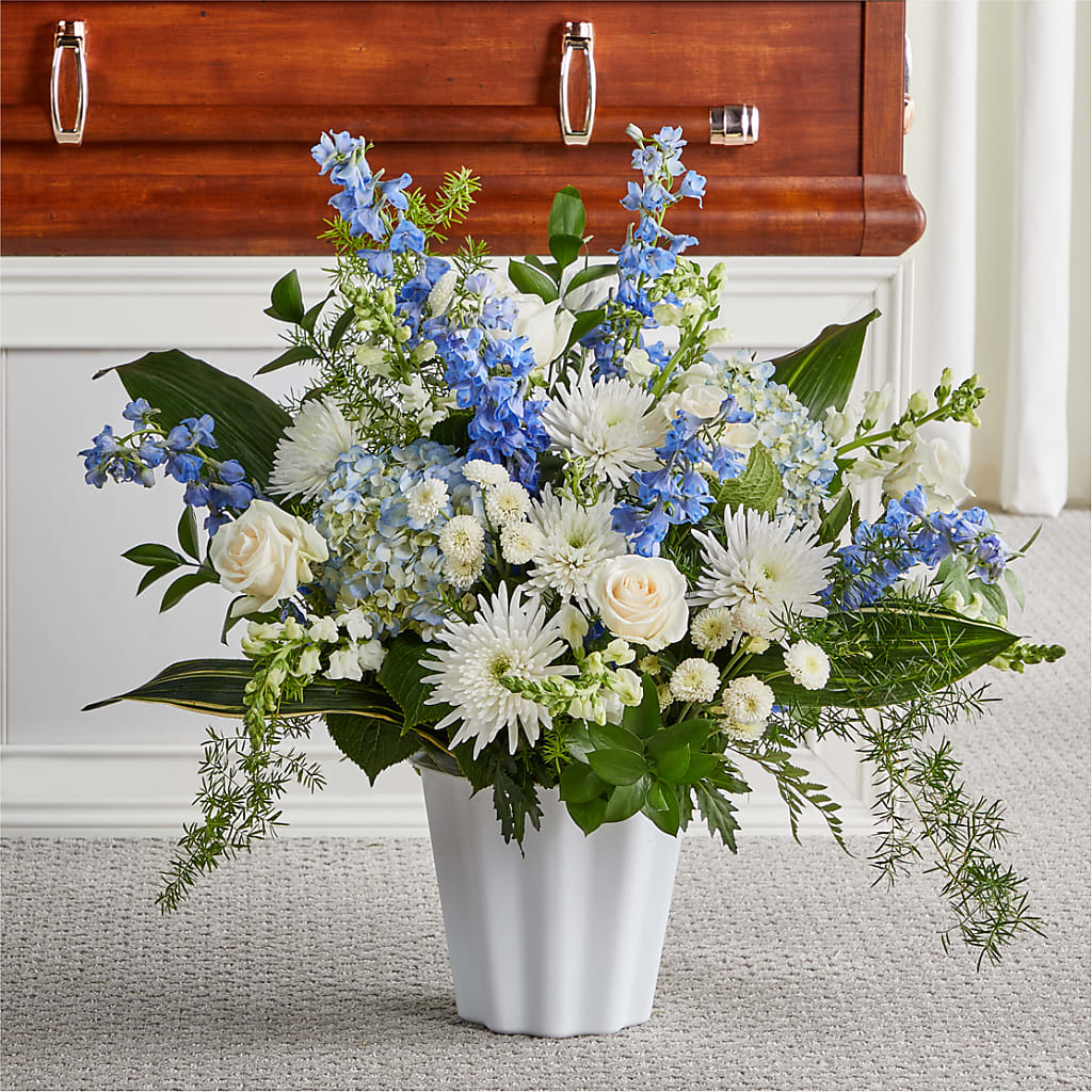 Everlasting Memories Floor Basket – Parkside Flowers, Rockwell City IA