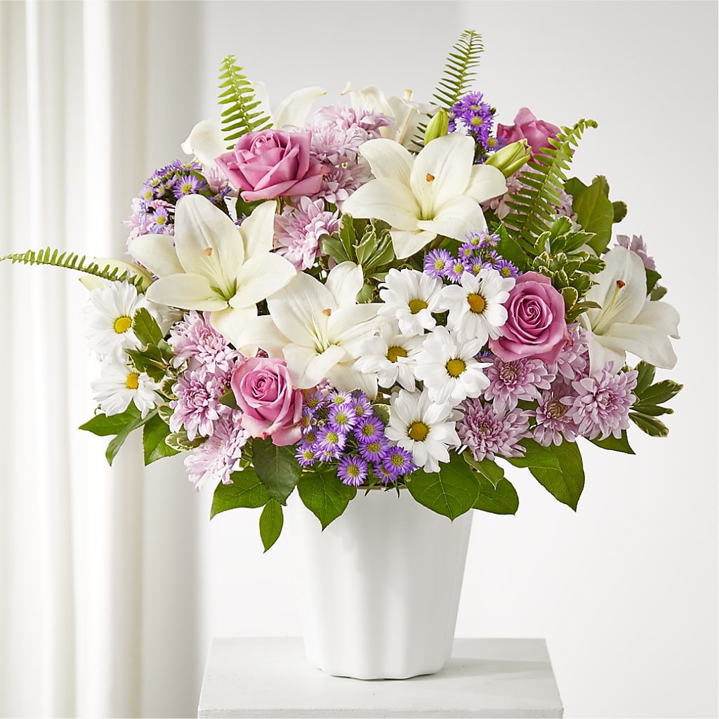 Warmest Thoughts Tabletop Basket – Parkside Flowers, Rockwell City IA