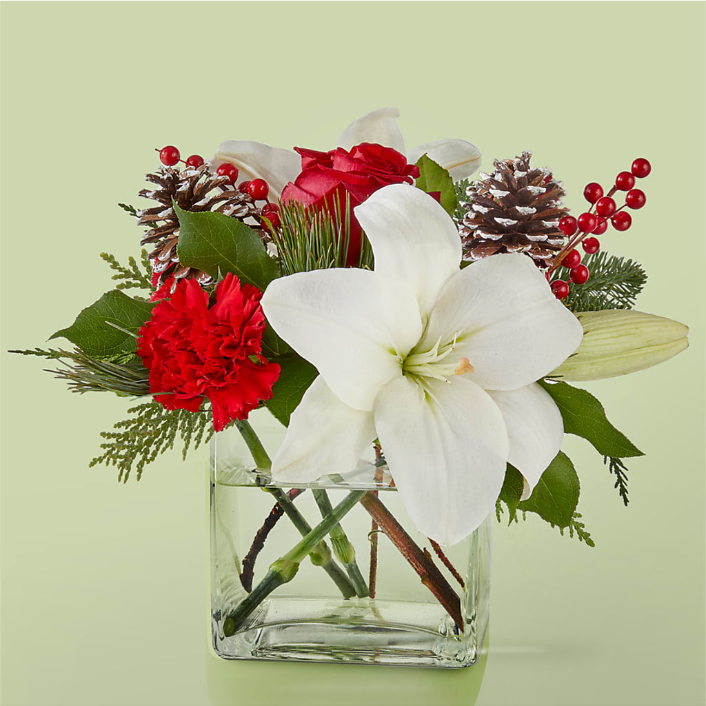 Glistening Icicles Bouquet – Parkside Flowers, Rockwell City IA