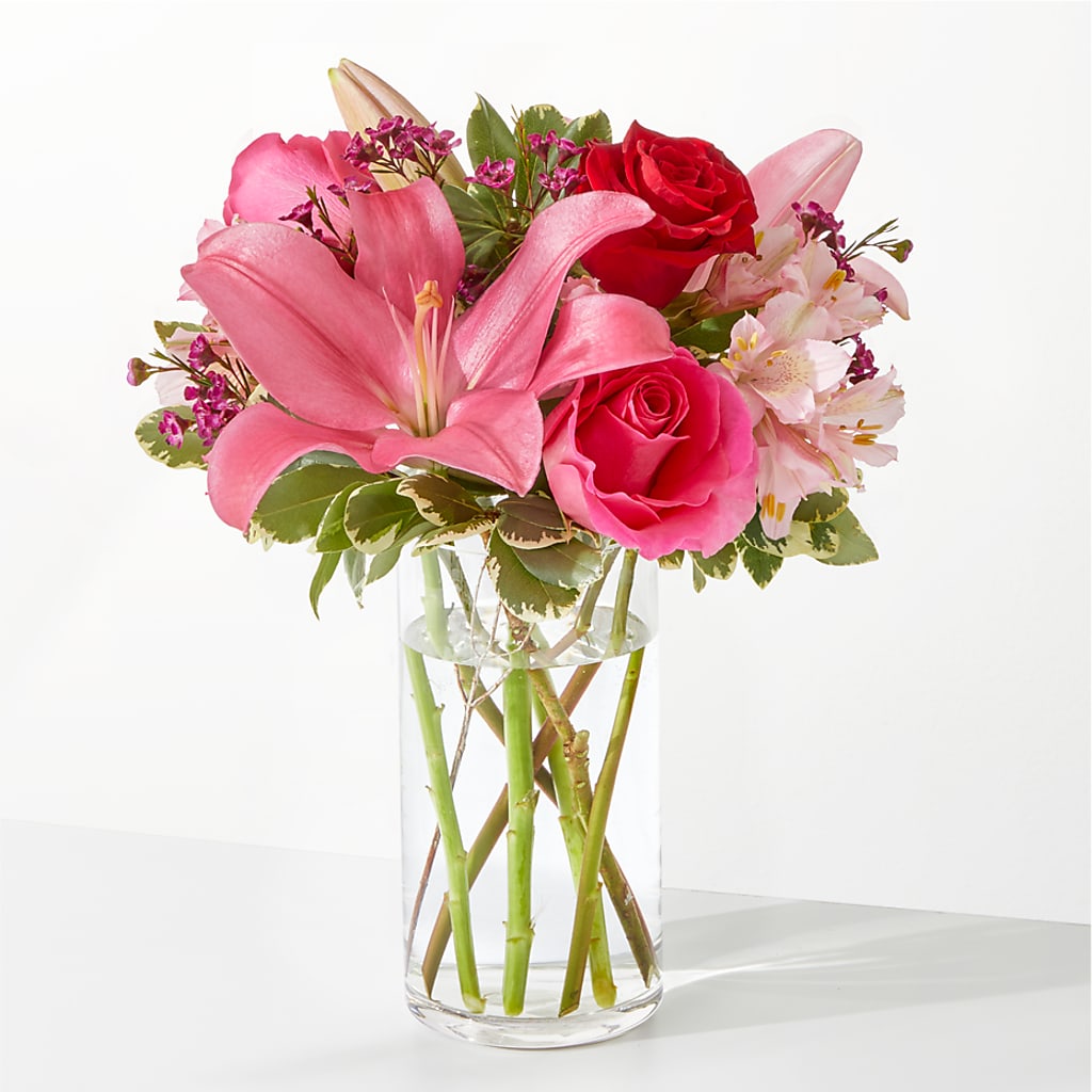 Lucky in Love Bouquet – Parkside Flowers, Rockwell City IA