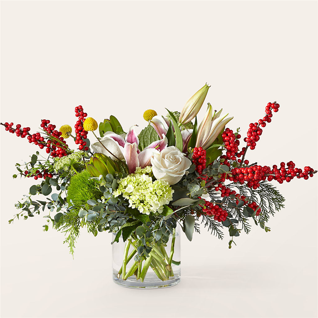 Berry & Bright Bouquet – Parkside Flowers, Rockwell City IA