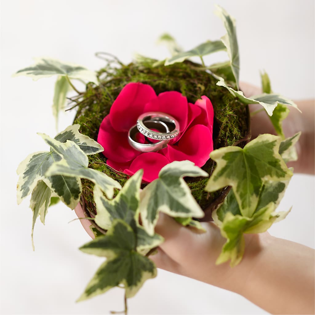 Lila Rose Ring Nest – Parkside Flowers, Rockwell City IA