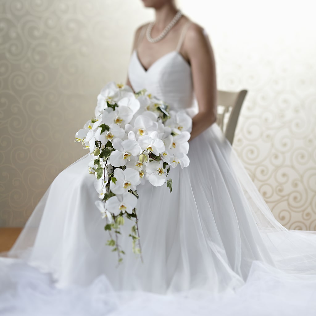Classic White Bouquet – Parkside Flowers, Rockwell City IA