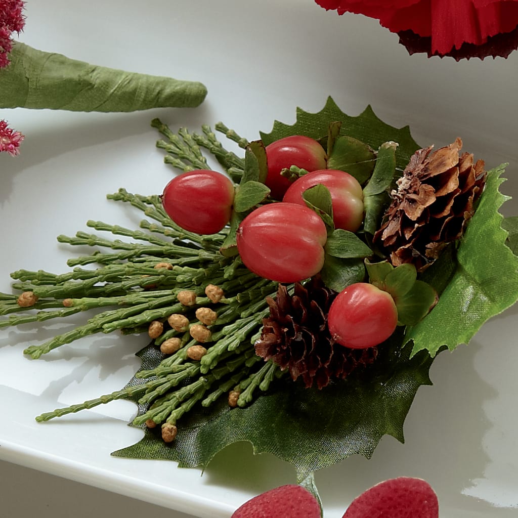Red Berry Boutonniere – Parkside Flowers, Rockwell City IA