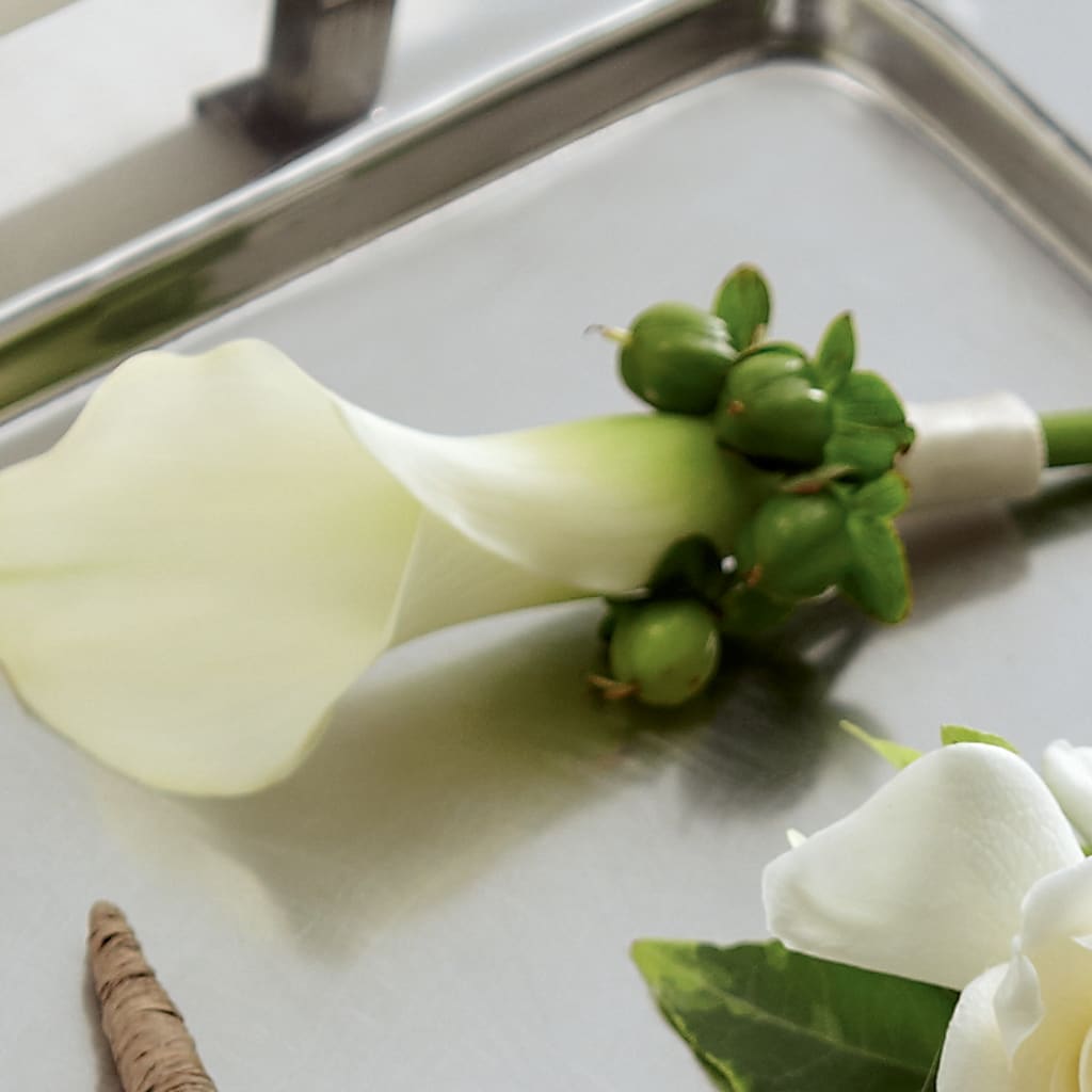 White Calla Boutonniere – Parkside Flowers, Rockwell City IA
