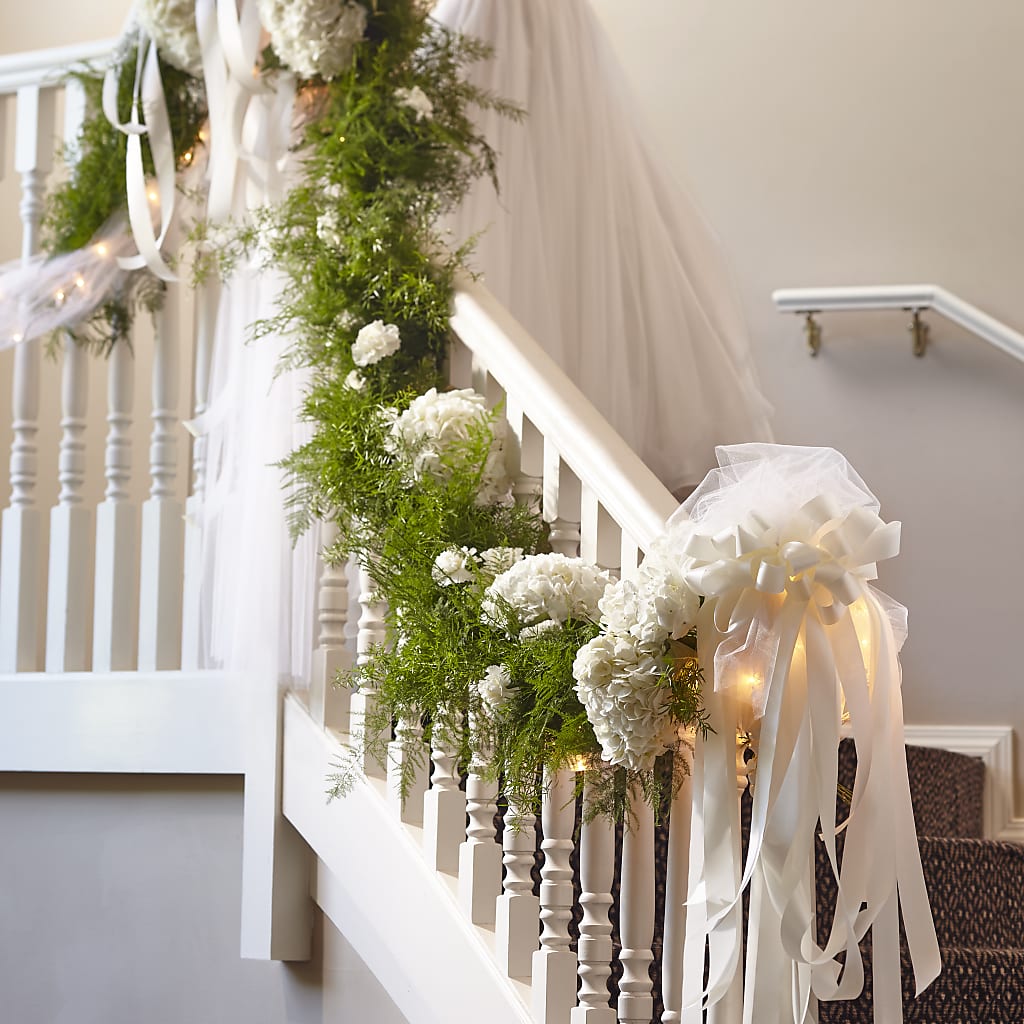 Champagne Dreams Garland – Parkside Flowers, Rockwell City IA