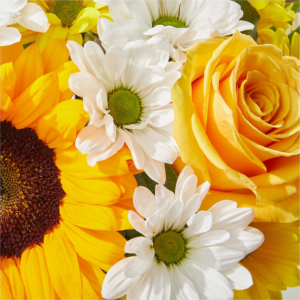 Be Happy Bouquet –  Parkside Flowers, Rockwell City IA