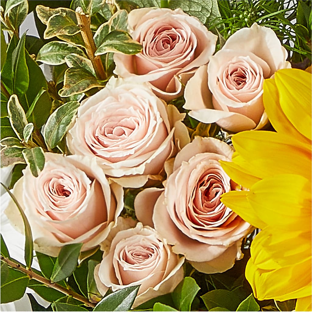 The Good Life Bouquet –  Parkside Flowers, Rockwell City IA