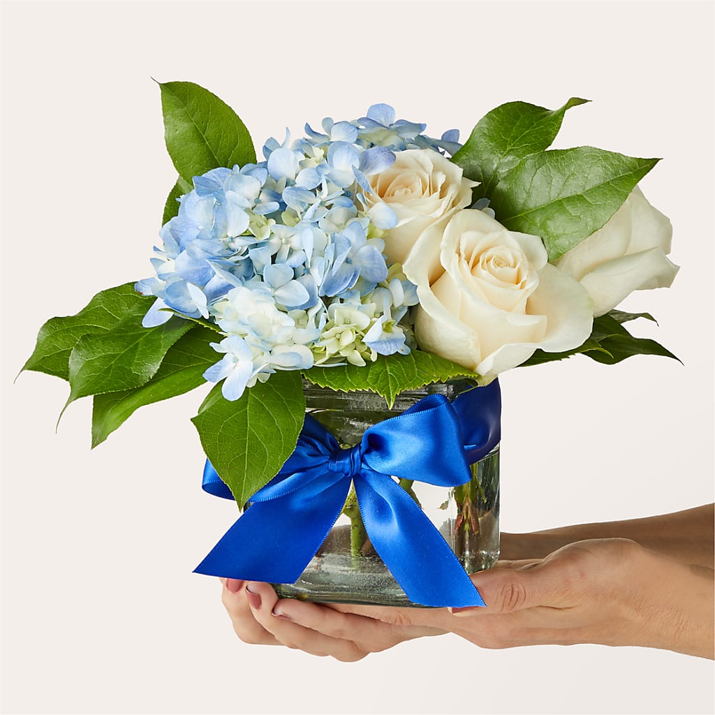 Sky Blue Delight Bouquet –  Parkside Flowers, Rockwell City IA