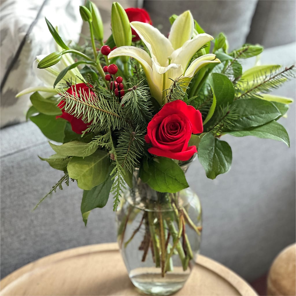 Sparkling Snowflakes Bouquet –  Parkside Flowers, Rockwell City IA