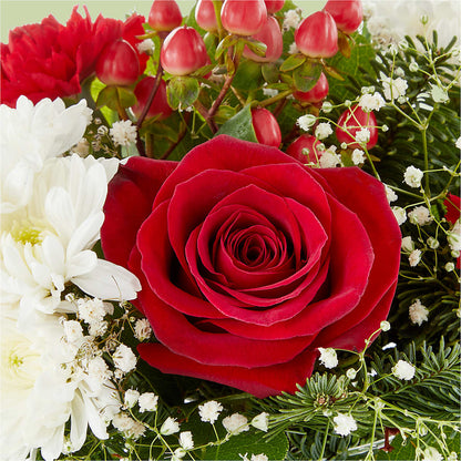 Chance of Flurries Bouquet –  Parkside Flowers, Rockwell City IA